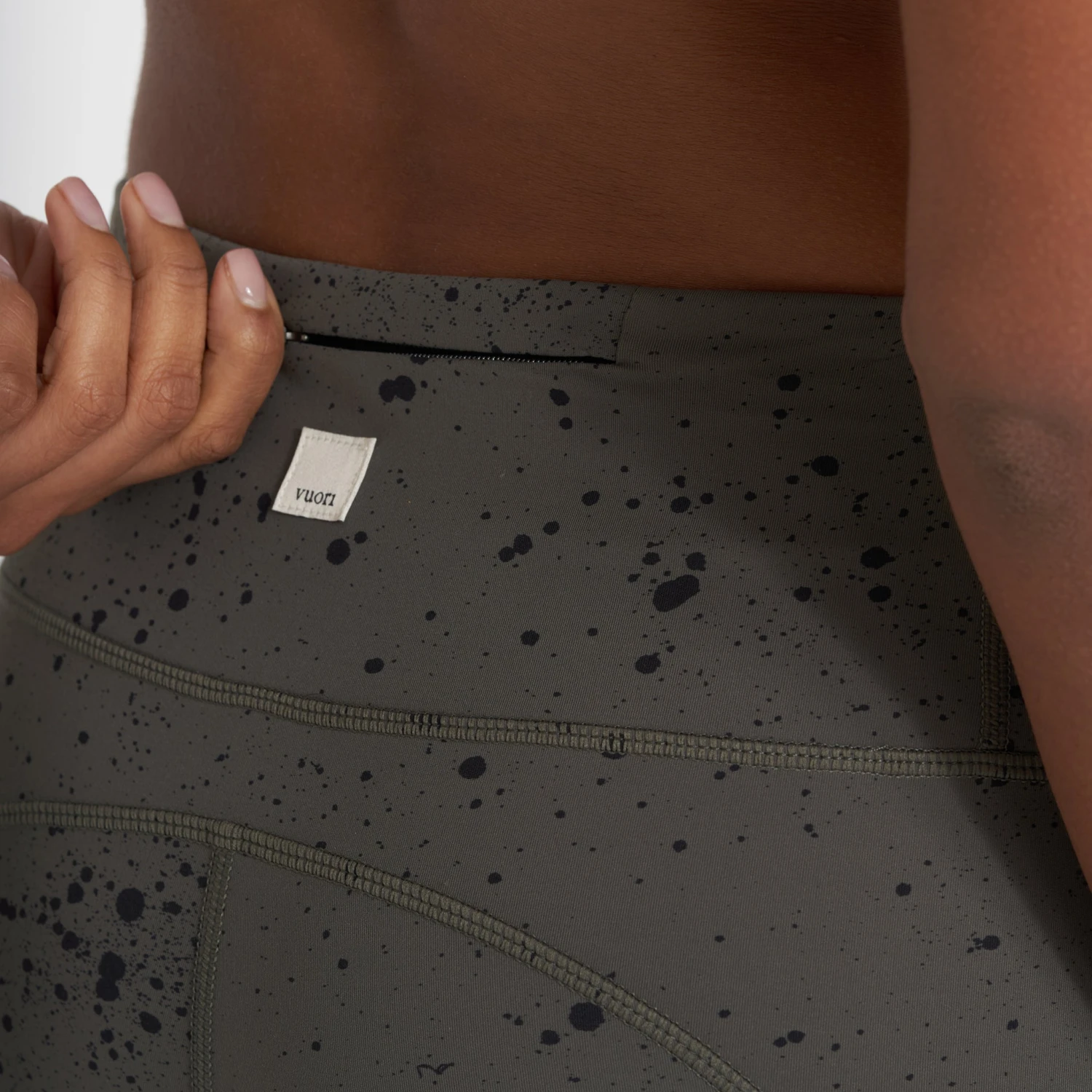 Stride Legging | Oregano Splatter 7 Stride Legging | Oregano Splatter - Image 7