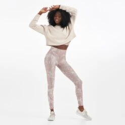 Restore Crop Crew | Dune -Vuori Clothing Store VW444DWF 01664