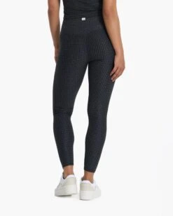 Clean Elevation Legging | Charcoal Heather Gingham -Vuori Clothing Store VW444HCG SP23 W ECOMM BOTTOMS 3716 1X1 d7b91524 fc27 4860 ab74 473d0d880a6f