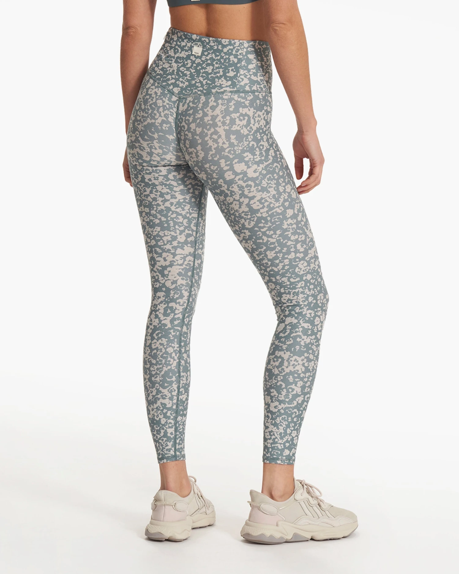 Clean Elevation Legging | Light Stone Bloom 4 Clean Elevation Legging | Light Stone Bloom - Image 4