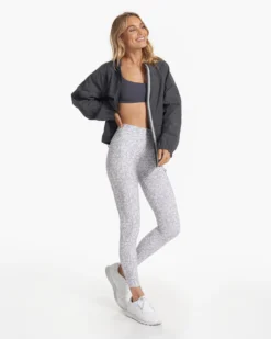 Studio Pocket Legging | Light Micro Mini Camo -Vuori Clothing Store VW446LMM SP23 W ECOMM PANTS 2735 DETAIL 1x1 10735ee5 1547 4e93 968e 493e1ea27446