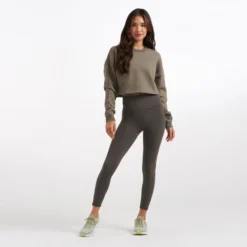 Restore Crop Crew | Light Oregano -Vuori Clothing Store VW446ORE 1462