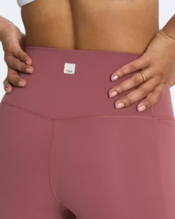 Studio Pocket Legging | Rosewood 23 Studio Pocket Legging | Rosewood -Vuori Clothing Store VW446RSD S 0416