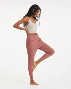 Pose At Ease Pant | Rosewood Heather 12 Pose At Ease Pant | Rosewood Heather -Vuori Clothing Store VW479HRO 0206