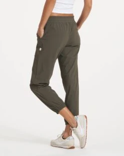 Miles Jogger | Oregano -Vuori Clothing Store VW481ORE 07550