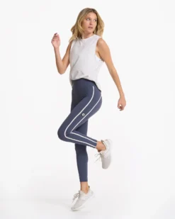 Track Legging | Azure 8 Track Legging | Azure -Vuori Clothing Store VW482AZR 2433