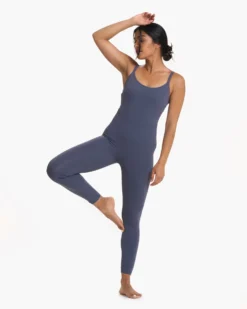 Mindset Jumpsuit | Azure 10 Mindset Jumpsuit | Azure -Vuori Clothing Store VW485AZR 4451