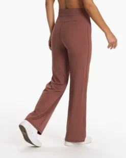 Daily Wideleg - Short | Hazelnut -Vuori Clothing Store VW489 SHZN FA23 W ECOMM PANTS BACK BOTTOMS 7