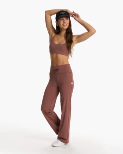 Daily Wideleg - Short | Hazelnut -Vuori Clothing Store VW489 SHZN FA23 W ECOMM PANTS FULL 3