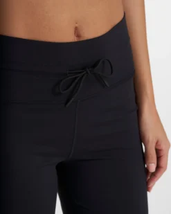 Daily Wideleg | Black -Vuori Clothing Store VW489BLK 0506