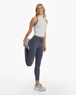 Daily Pocket Legging | Azure 15 Daily Pocket Legging | Azure -Vuori Clothing Store VW490AZR SP23 W ECOMM PANTS 2240 FULL 4X5 dcb467a8 b727 4c48 a263 a49a78e88cd9