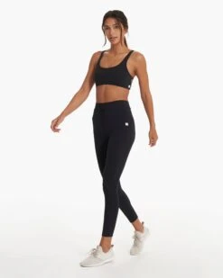 Daily Pocket Legging | Black 11 Daily Pocket Legging | Black -Vuori Clothing Store VW490BLK FA22 W ECOMM FULL 3229 4x5 de68e2f4 af82 4488 a0e6 50808d339b28
