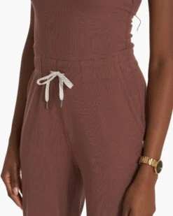 Pose Jumpsuit | Hazelnut -Vuori Clothing Store VW491HZN SP22 W ECOMM PANTS 0957 DETAIL 4x5 b13aa20e 3e68 4623 8545 1fa384c8cba7