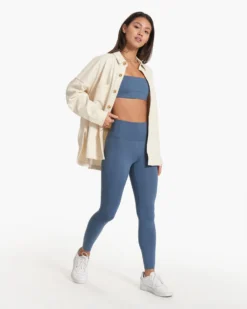 Evolve Legging | Pool Blue -Vuori Clothing Store VW497PBL SP23 W ECOMM PANTS FULL 1050 1x1 3935076f 88be 4aac 8603 9b62e87ab35c