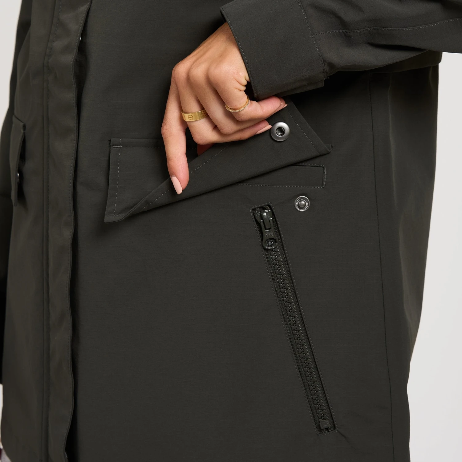 Womens Palisades Rain Jacket | Dark Oregano 4 Womens Palisades Rain Jacket | Dark Oregano - Image 4