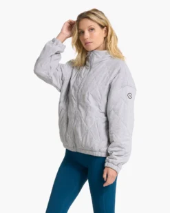 Halo Insulated Jacket | Pale Grey Heather -Vuori Clothing Store VW544PHG 0842 retouch