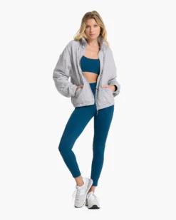 Halo Insulated Jacket | Pale Grey Heather -Vuori Clothing Store VW544PHG 0861 retouch