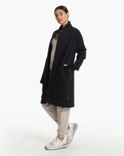 Restore Coat | Black -Vuori Clothing Store VW569BLK SP23 W ECOMM DETAIL 3213 1x1 217b1583 4c3f 4bd3 a76a b9d0ce781004