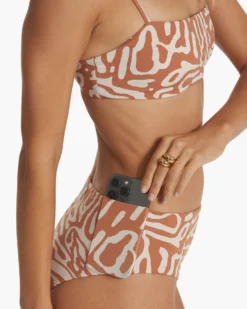 Dune Bikini Bottom | Palo Santo Maze -Vuori Clothing Store VW700PSM SP23 W ECOMM WATERBOTTOMS 1952 DETAIL 1x1 ec1eb4a3 9745 4c86 9591 8264501eda3e