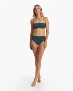 Dune Bikini Top | Beryl 6 Dune Bikini Top | Beryl -Vuori Clothing Store VW701BER SP23 W ECOMM WATERTOPS 1490 TOP 1x1 b9cd72d1 afa6 44fa a4fb 3a106bda1f14