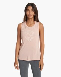 The Rise The Shine Tank | Peach Heather -Vuori Clothing Store VW952HPC SP23 W ECOMM PRINTABLES FULL 0162 1x1 b1b5f80b fa68 4e4f 8d42 4f1c22401449